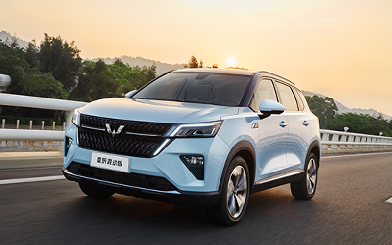 Güc və möhtəşəmlik ilk baxışdan