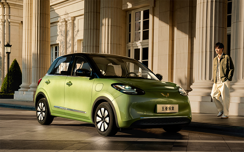 Şəhər üslubunu əks etdirən kompakt dizayn