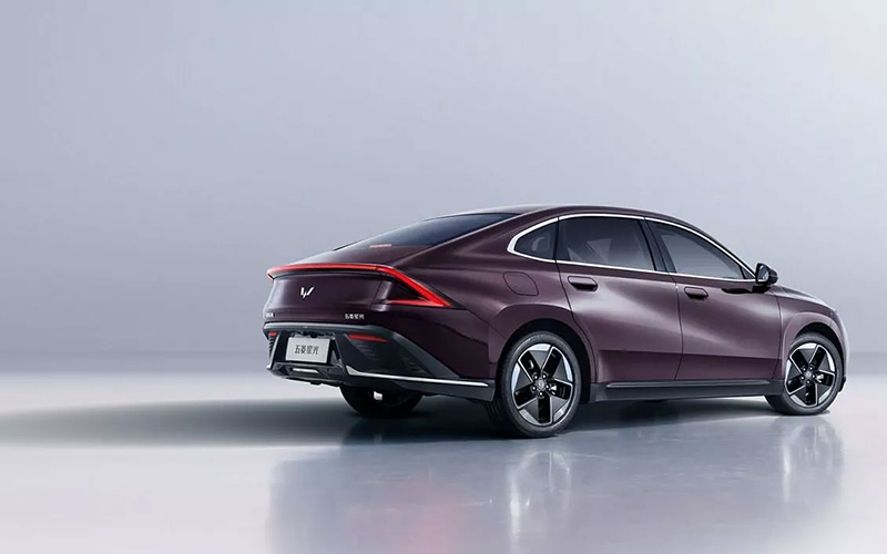 Təəssürat yaradan arxa hissə